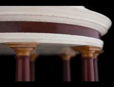 Tempietto neoclassico in marmi pregiati