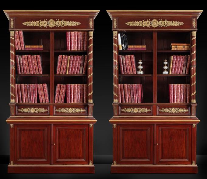 Coppia di librerie in mogano