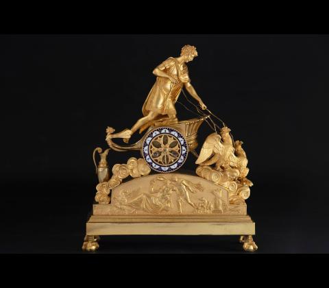 Pendola raffigurante Ganimede su un carro