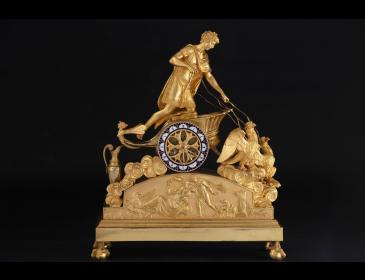 Pendola raffigurante Ganimede su un carro