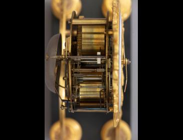 Openwork clock from the Directory era