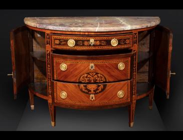 Coppia di commodes a demilune