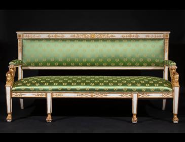 Divano neoclassico