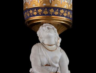 Centrotavola in porcellana e bisquit