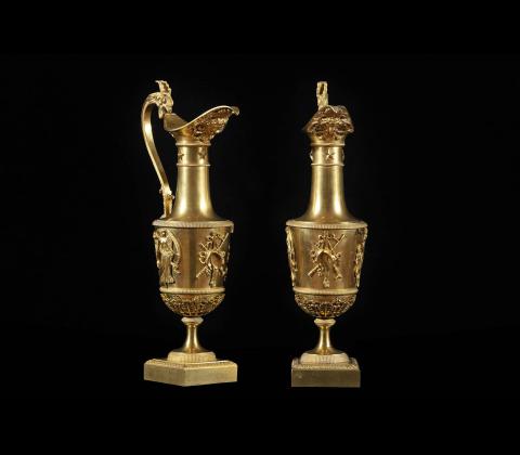 Alguieres in bronzo dorato
